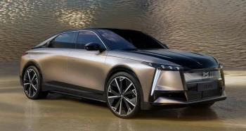 DS N°8: The French art of modern driving