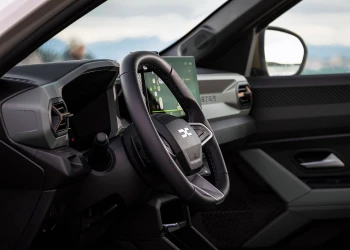 România, pe locul 6 în topul producătorilor auto din UE în 2025: Depășim Italia și Suedia